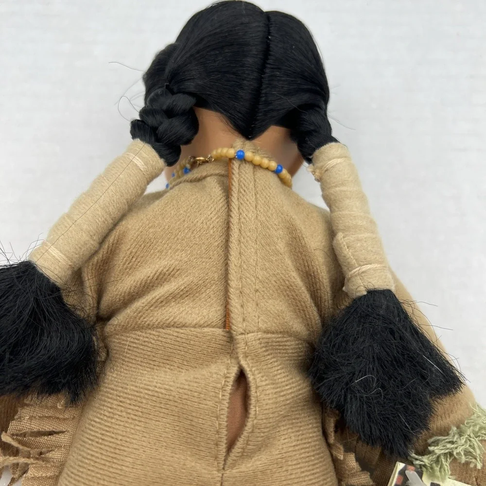 Sandy Dolls Native American Series Graceful Lily Seneca‎ Maiden 1998 12